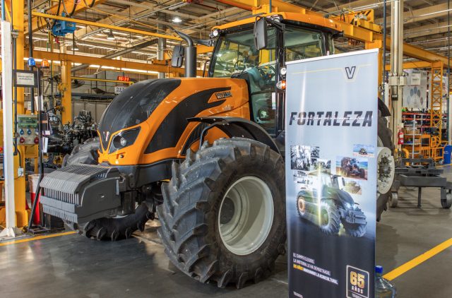 Valtra-expoagro Valtra será por cuarto año consecutivo el Tractor Oficial de Expoagro